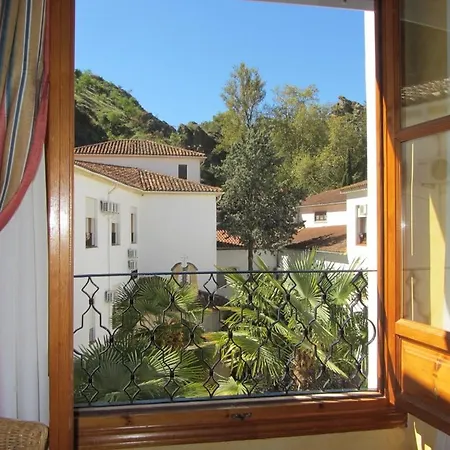 Hotel Balneario De 3*